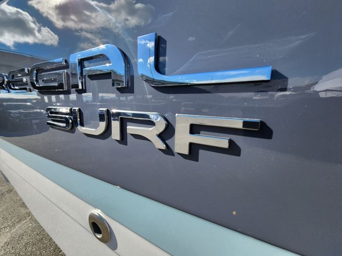 2026 Regal LS4 Surf Photo 4 sur 49