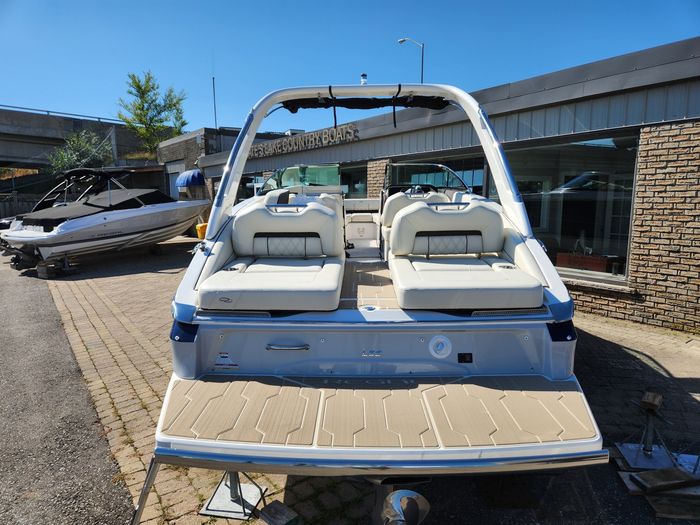 2026 Regal LS6 Photo 3 sur 36