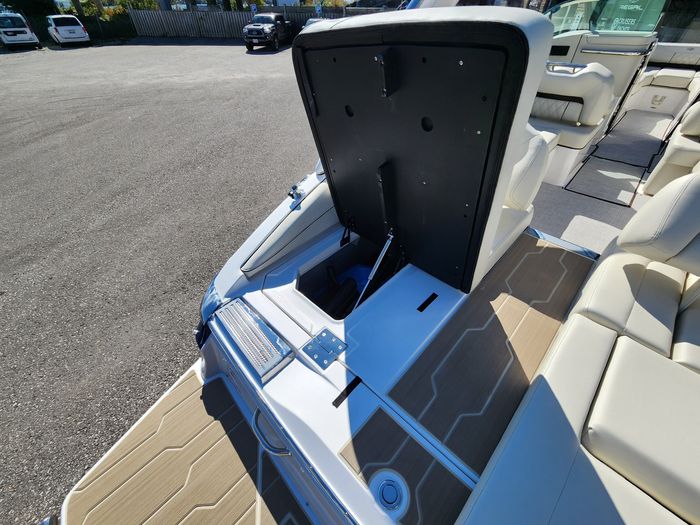 2026 Regal LS6 Photo 11 sur 36