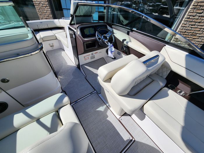 2026 Regal LS6 Photo 21 sur 36