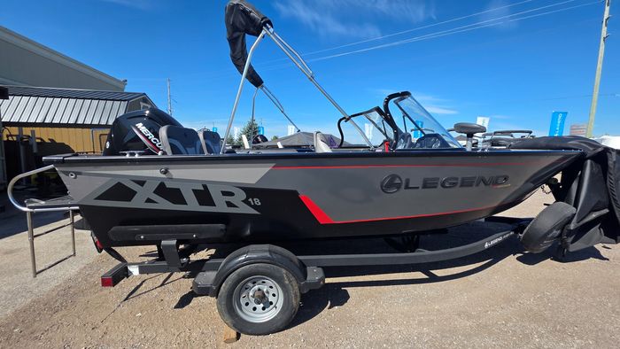 2023 Legend 18 XTR Photo 8 of 27