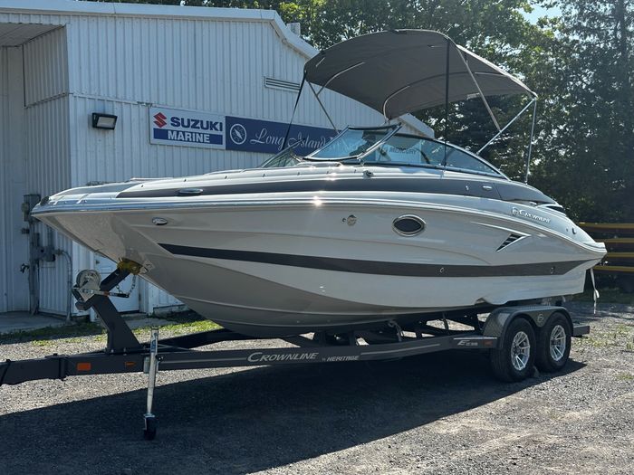 2024 Crownline E235 Photo 2 of 37