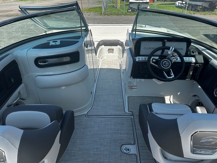 2024 Crownline E235 Photo 13 of 37