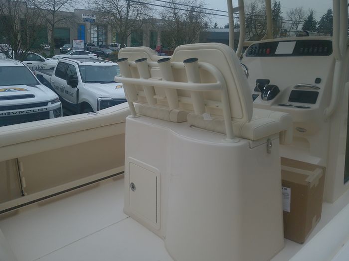 2025 Grady-White 236 Fisherman Photo 7 of 11