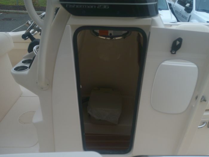 2025 Grady-White 236 Fisherman Photo 11 of 11