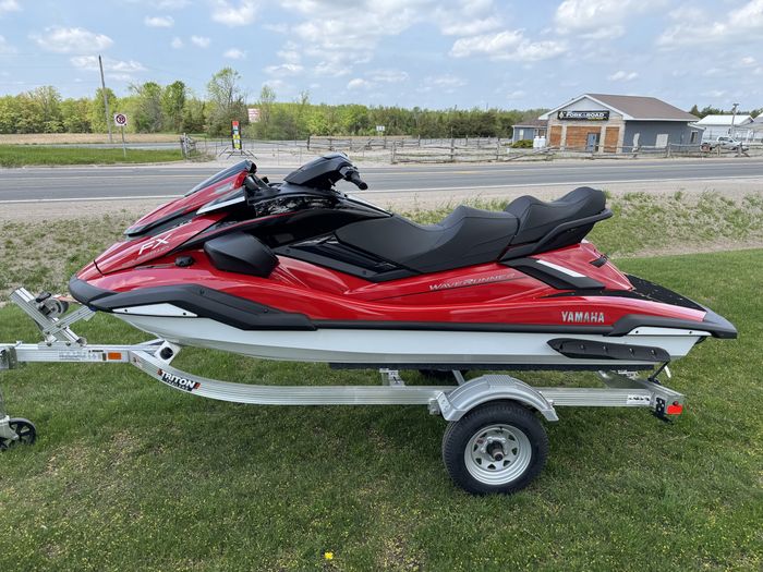 2026 Yamaha WaveRunner® FX Cruiser HO Photo 4 of 18