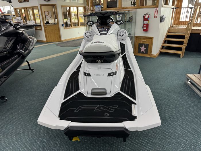 2026 Yamaha WaveRunner® FX Cruiser SVHO Photo 7 of 21