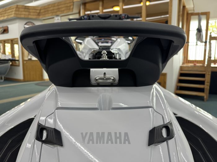 2026 Yamaha WaveRunner® FX Cruiser SVHO Photo 20 of 21