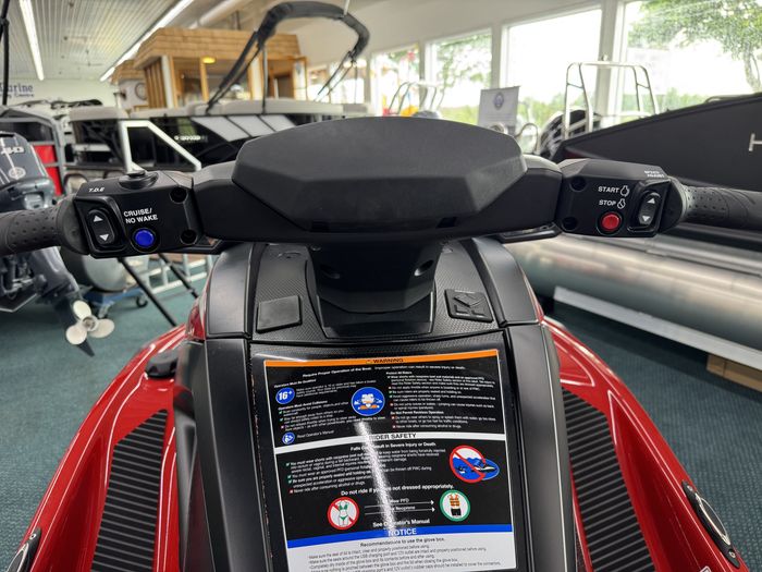 2026 Yamaha WaveRunner® VX Cruiser Photo 12 sur 17