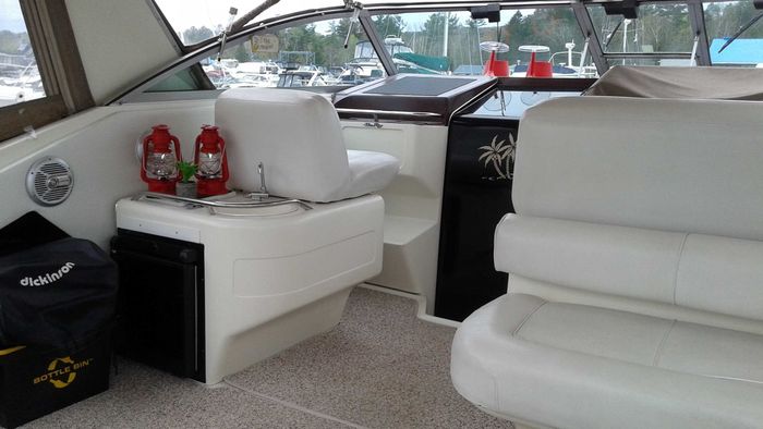 1990 Sea Ray 350 Express Photo 4 sur 16
