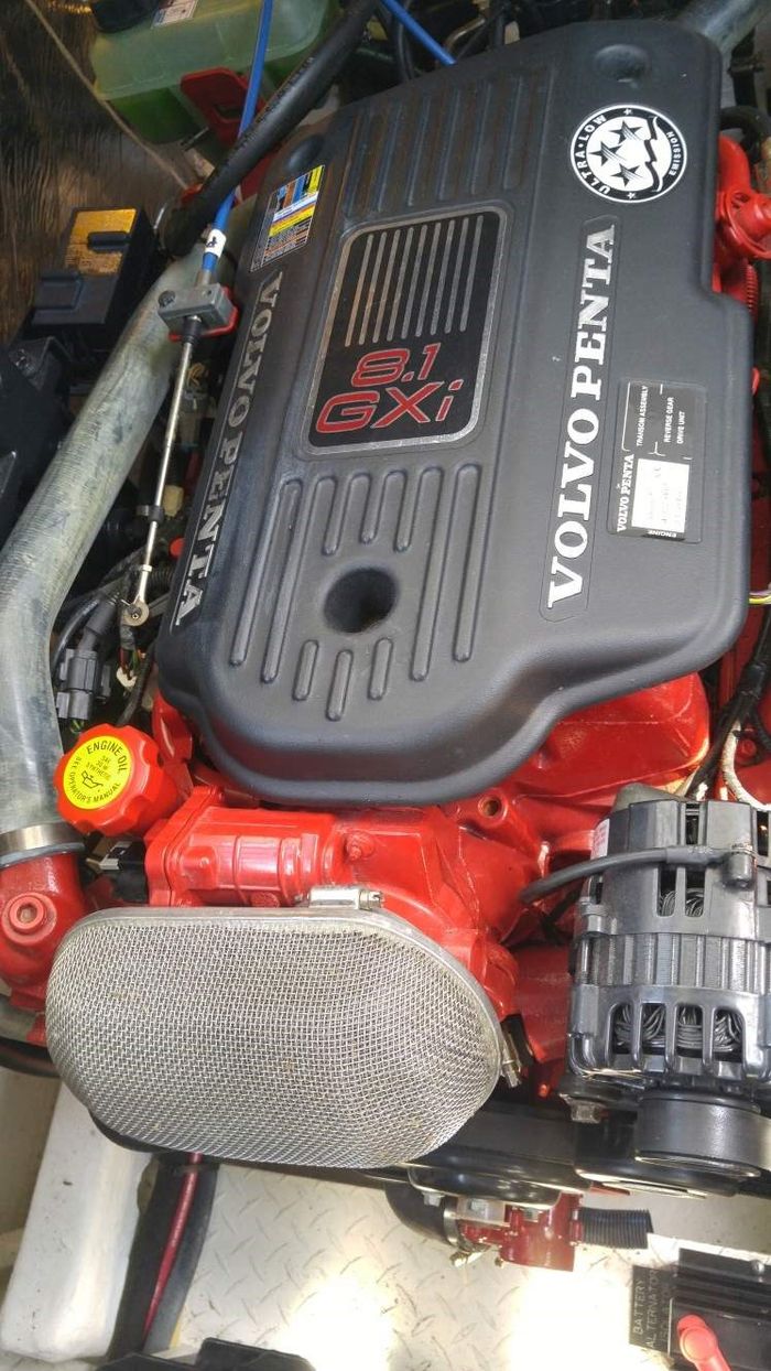 2008 Cruisers Yachts 420 Express Photo 28 of 33