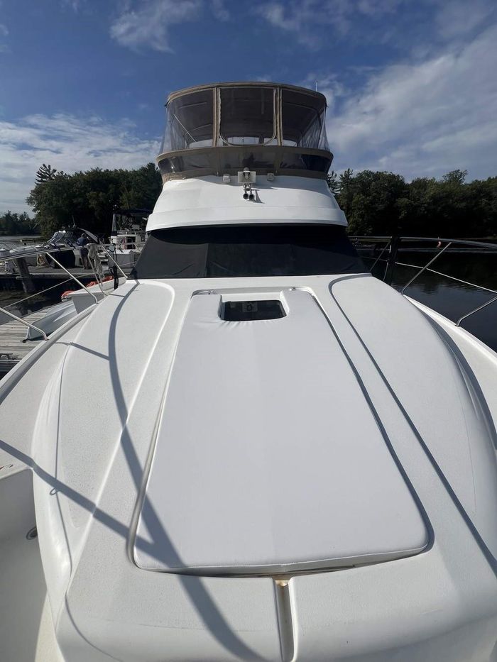 1997 Silverton 402 Motor Yacht Photo 4 of 56