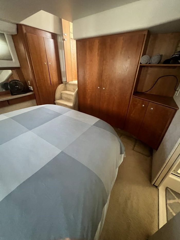 1997 Silverton 402 Motor Yacht Photo 29 of 56