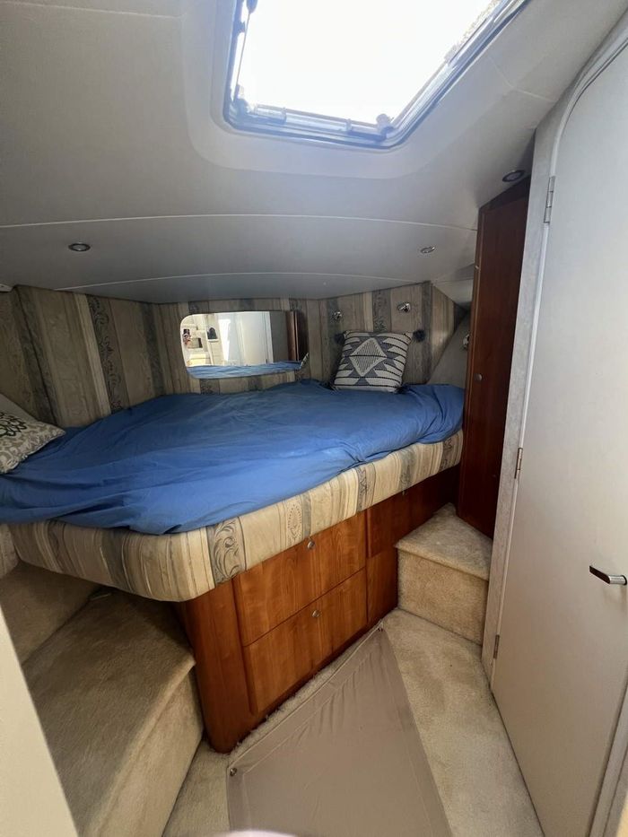 1997 Silverton 402 Motor Yacht Photo 40 of 56