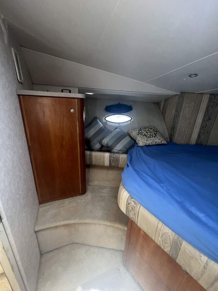 1997 Silverton 402 Motor Yacht Photo 42 of 56