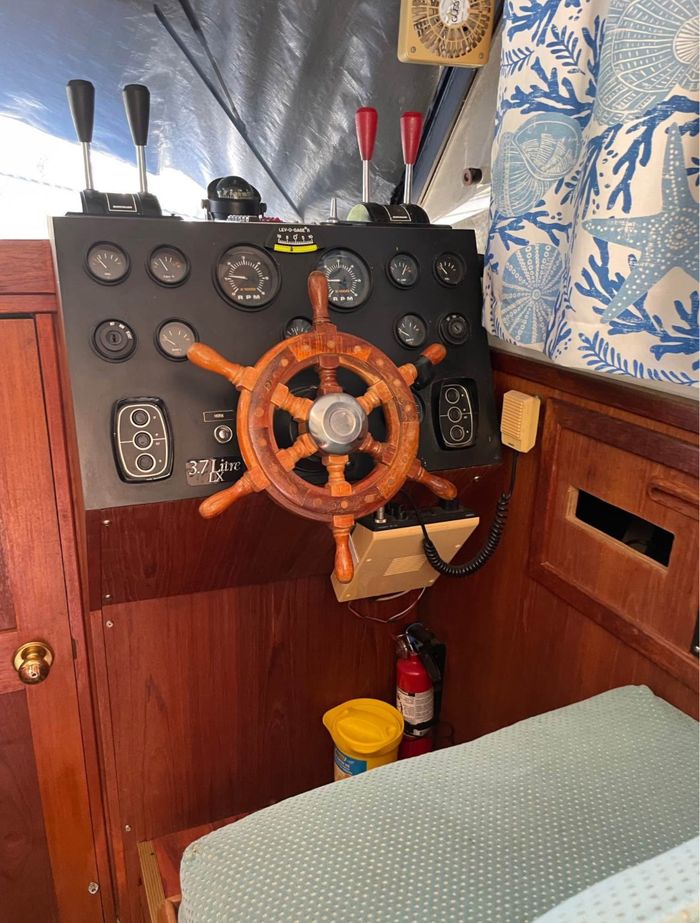 1989 Prowler Flybridge  8m (trailer 2018 included) Photo 2 sur 9