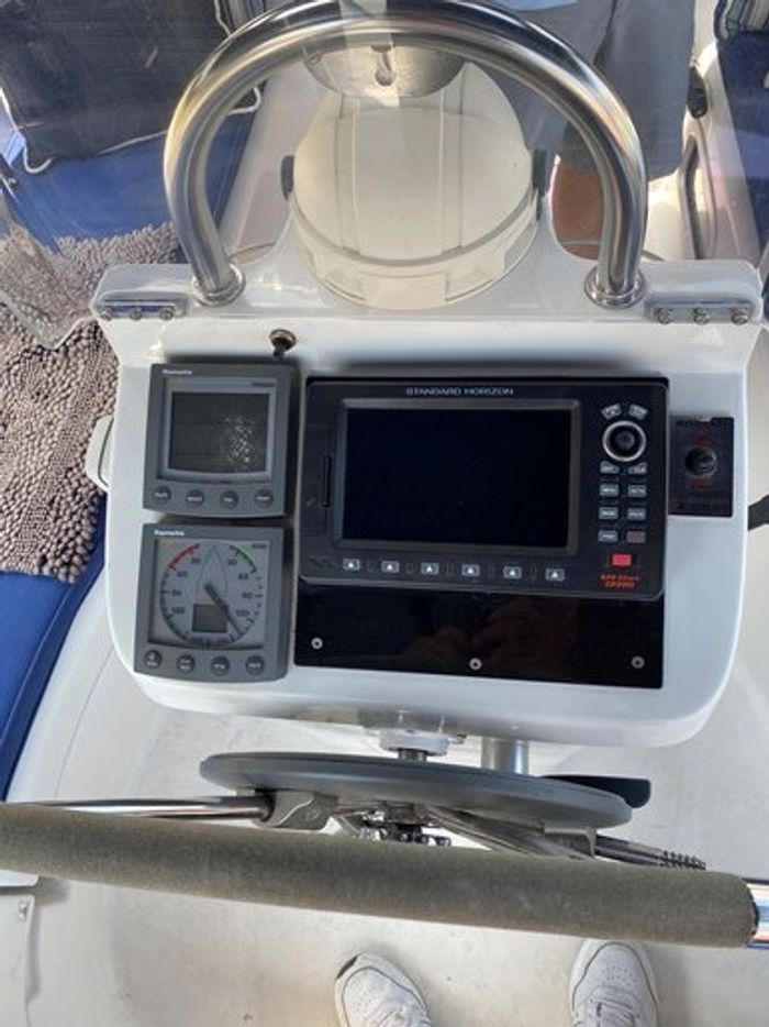 2003 Beneteau Oceanis 331 Photo 7 of 18
