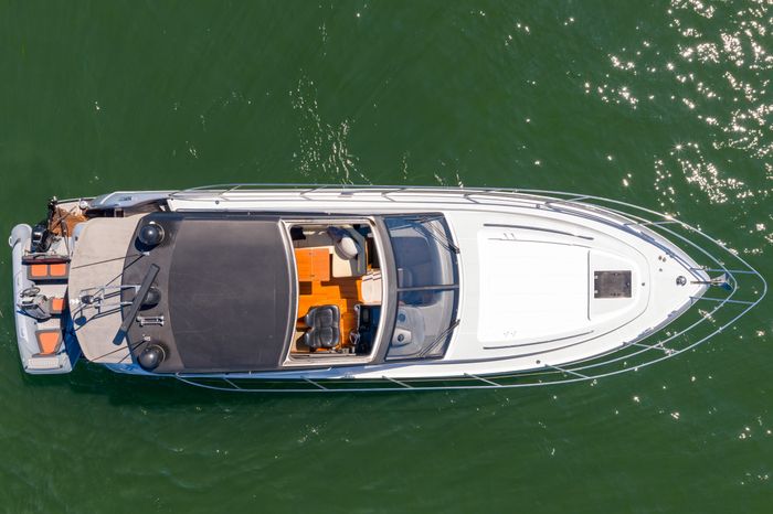 2015 Princess V48 Photo 8 of 96