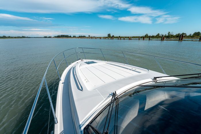 2015 Princess V48 Photo 17 of 96