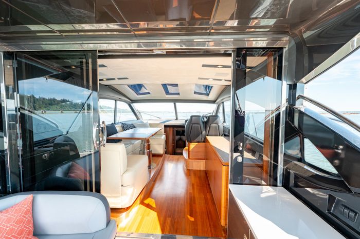 2015 Princess V48 Photo 34 of 96