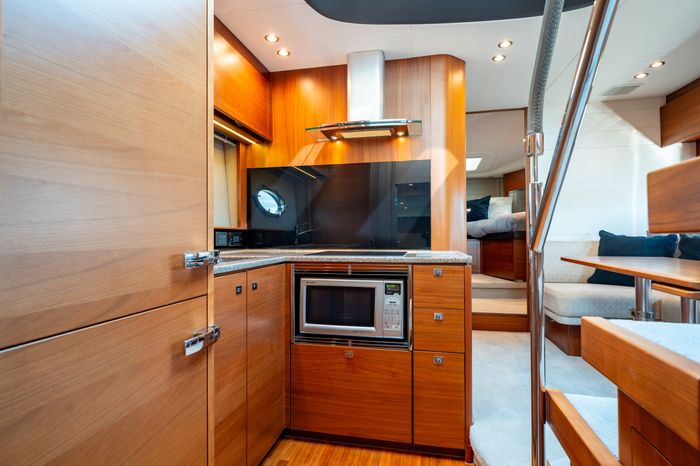 2015 Princess V48 Photo 61 of 96