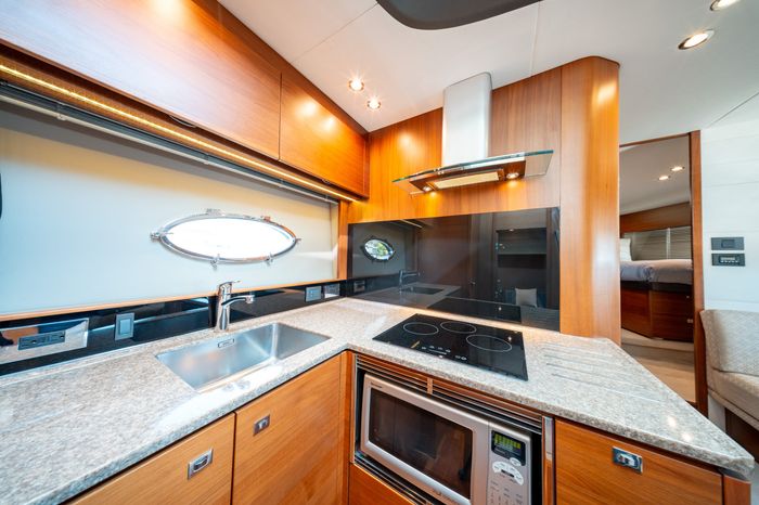 2015 Princess V48 Photo 66 of 96