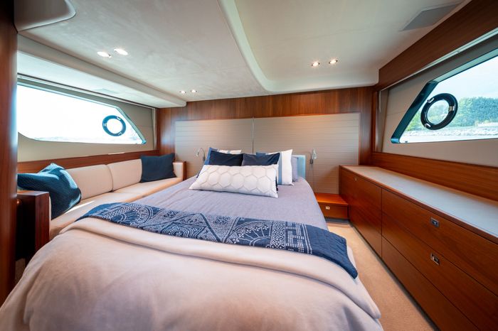 2015 Princess V48 Photo 78 of 96