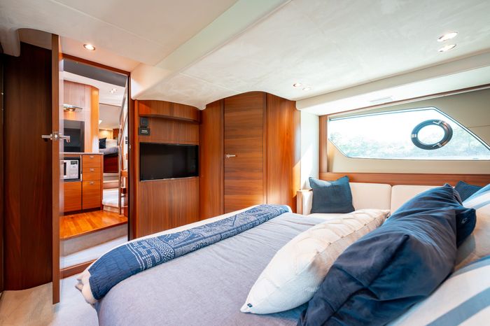 2015 Princess V48 Photo 83 of 96