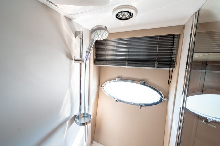 2015 Princess V48 Photo 88 of 96