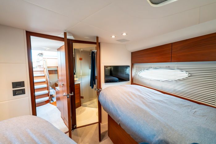 2015 Princess V48 Photo 93 of 96