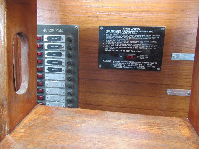 1989 Victoire 10.44 Photo 16 of 20
