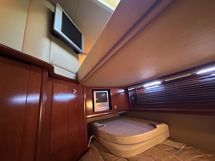 2005 Sea Ray 500 Sundancer Photo 3 of 83