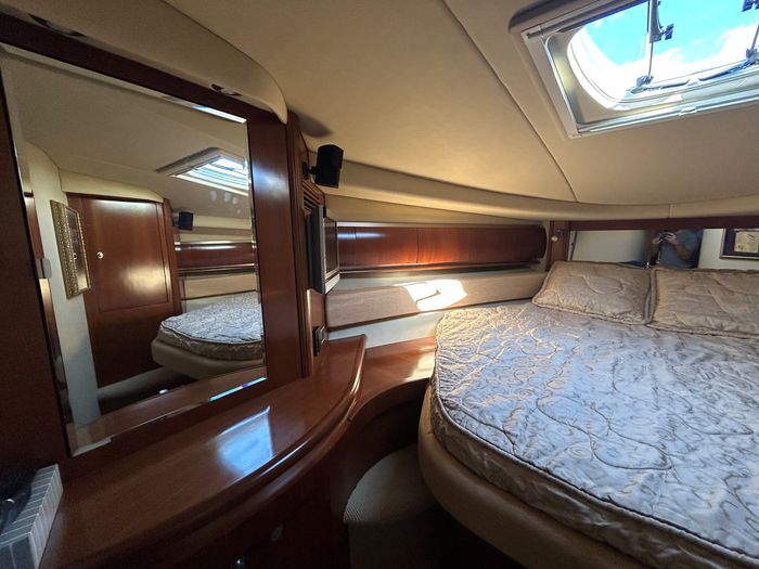 2005 Sea Ray 500 Sundancer Photo 10 of 83