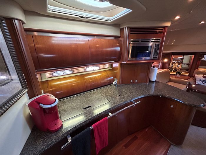 2005 Sea Ray 500 Sundancer Photo 19 of 83