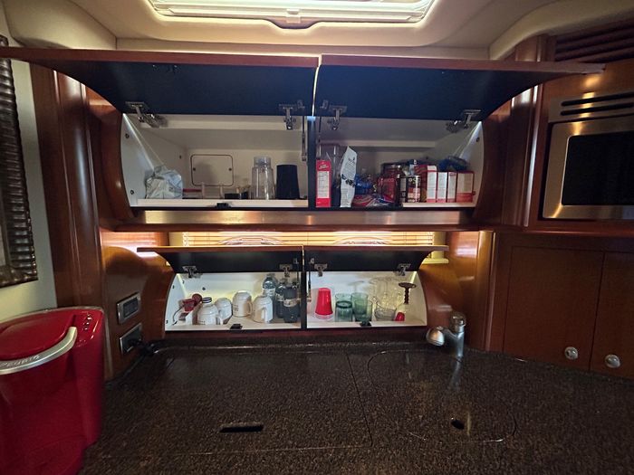 2005 Sea Ray 500 Sundancer Photo 20 of 83