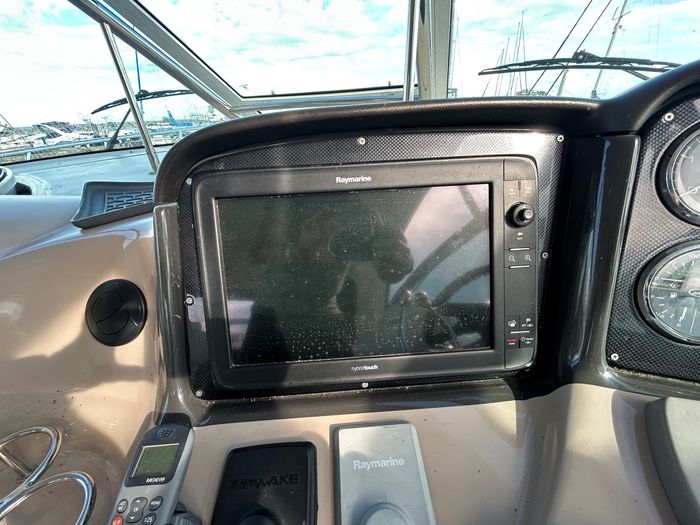 2005 Sea Ray 500 Sundancer Photo 40 of 83