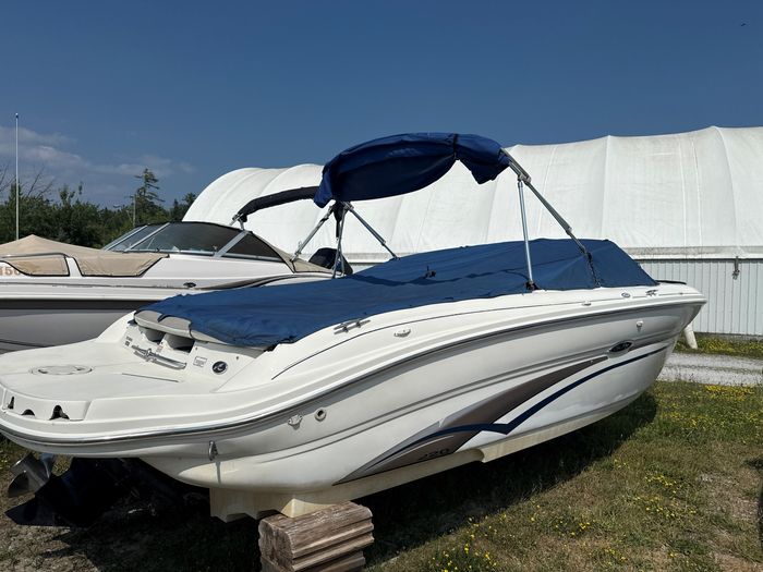 2003 Sea Ray 220 Select Photo 1 sur 13
