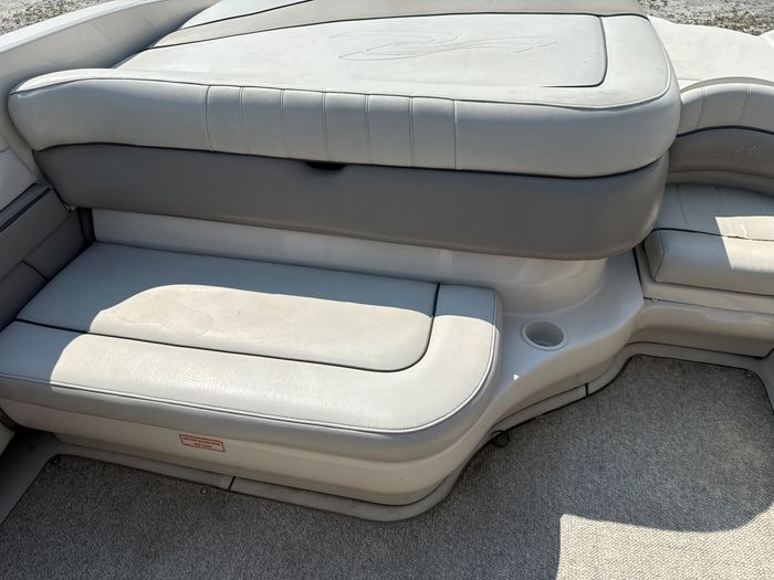 2003 Sea Ray 220 Select Photo 10 sur 13