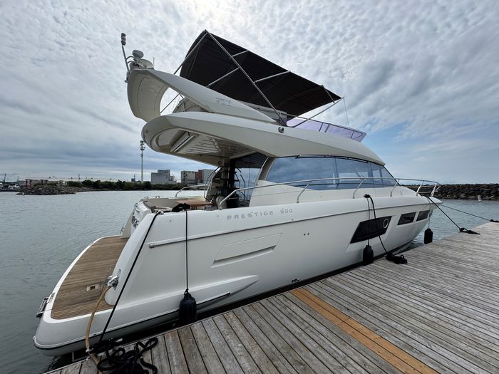 2013 Prestige 500 Photo 77 of 106