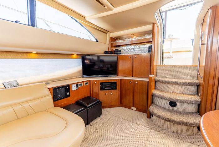 2005 Meridian 459 Motoryacht Photo 9 of 44