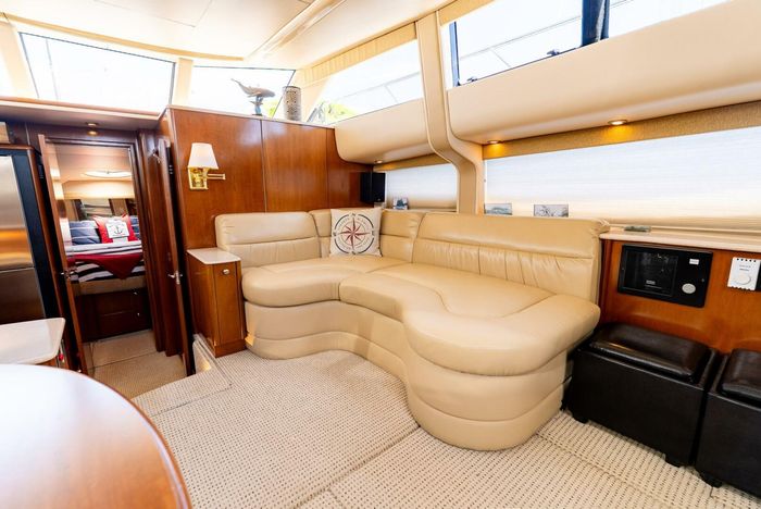 2005 Meridian 459 Motoryacht Photo 10 of 44