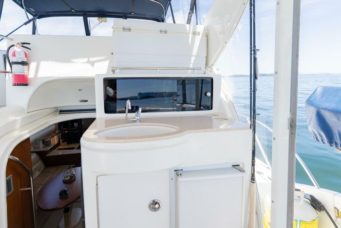 2005 Meridian 459 Motoryacht Photo 36 of 44