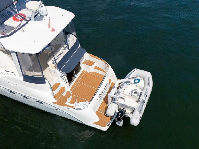2005 Meridian 459 Motoryacht Photo 4 of 44