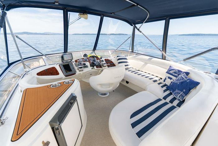 2005 Meridian 459 Motoryacht Photo 38 of 44