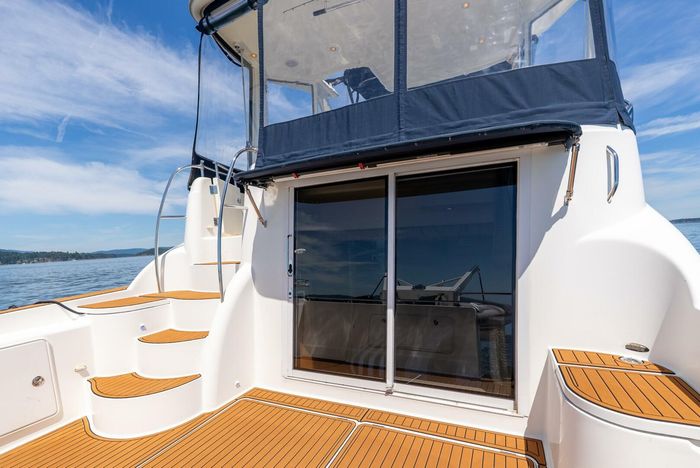 2005 Meridian 459 Motoryacht Photo 31 of 44
