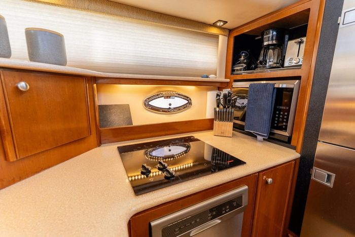2005 Meridian 459 Motoryacht Photo 16 of 44