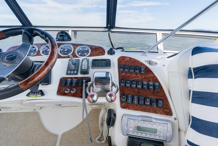 2005 Meridian 459 Motoryacht Photo 42 of 44