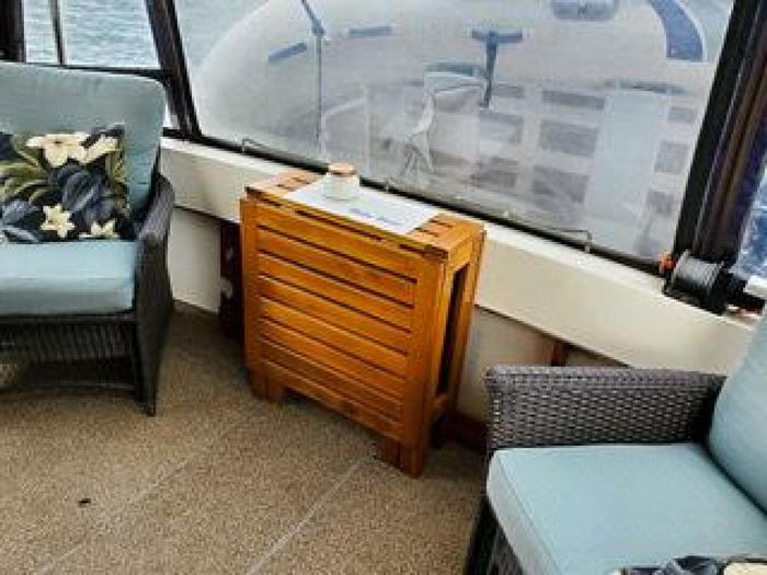 1986 Bayliner 3270 Photo 12 of 28