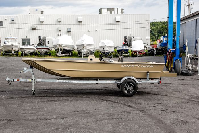 2026 Crestliner Retriever 1760 SC Photo 9 sur 24