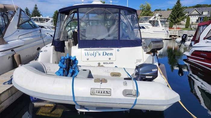 2005 Sea Ray 390 Sundancer Photo 4 of 48